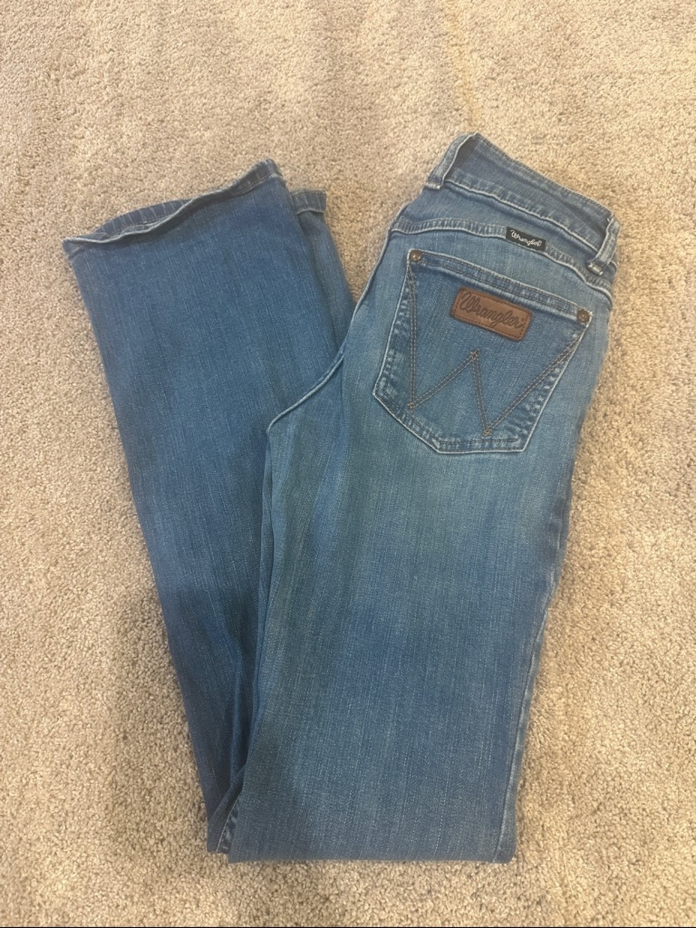 Wrangler Women’s Medium Blue Boot Cut Jeans